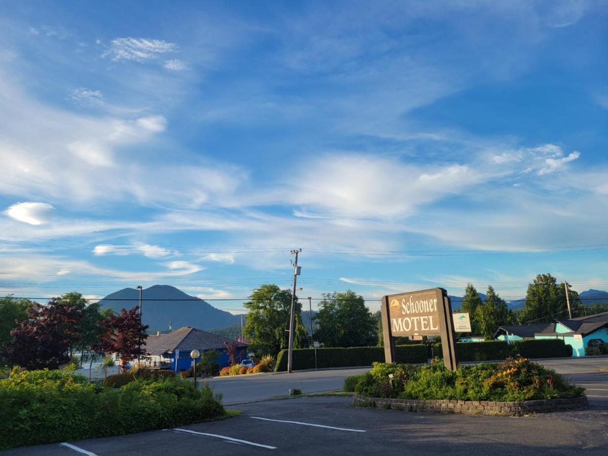 Schooner Motel Tofino Extérieur photo